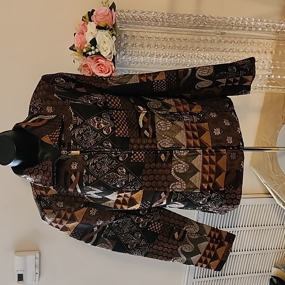 WOMEN'S BLAZER